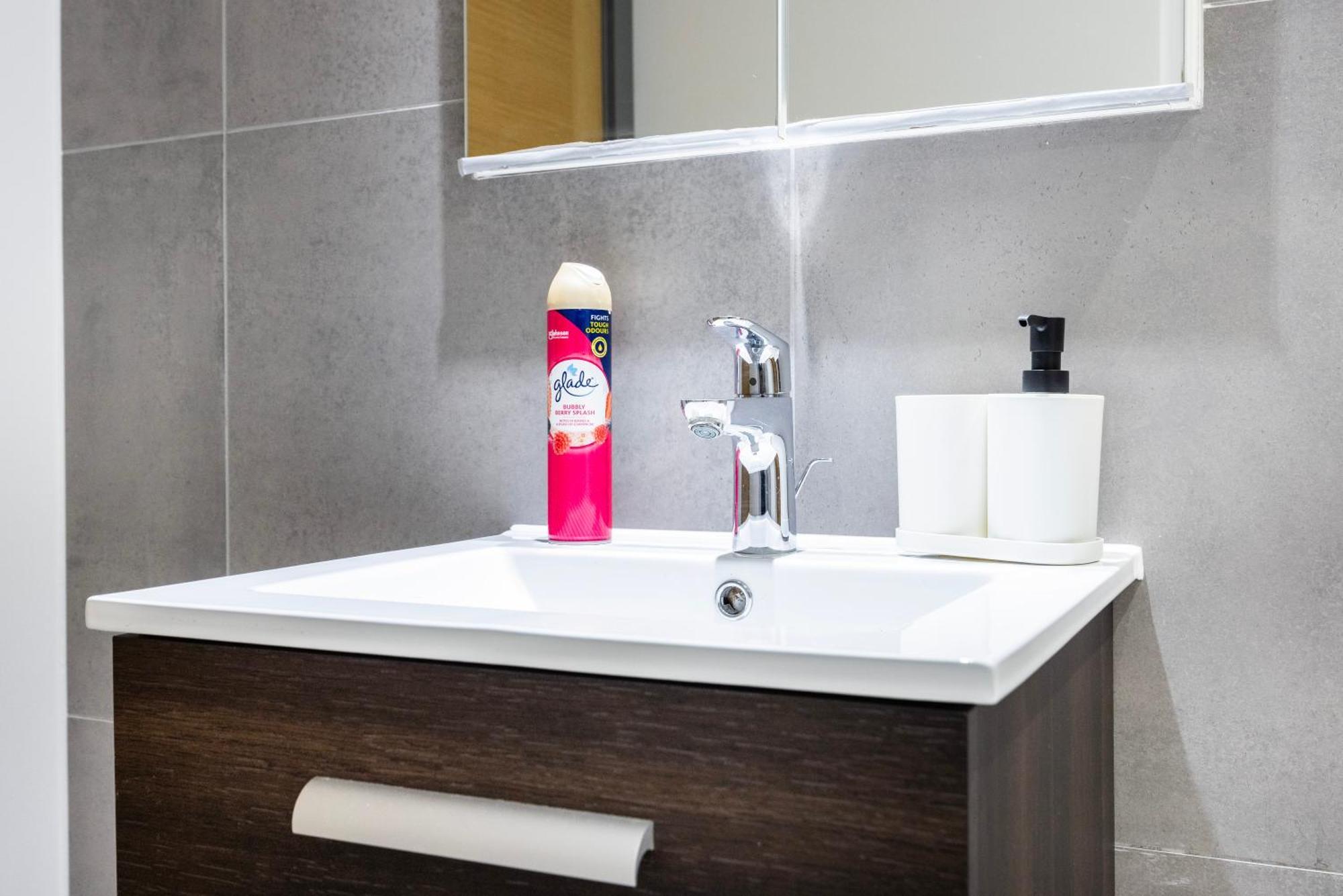 2 Bed 2 Bath Deluxe Flat In Kensington Apartamento *